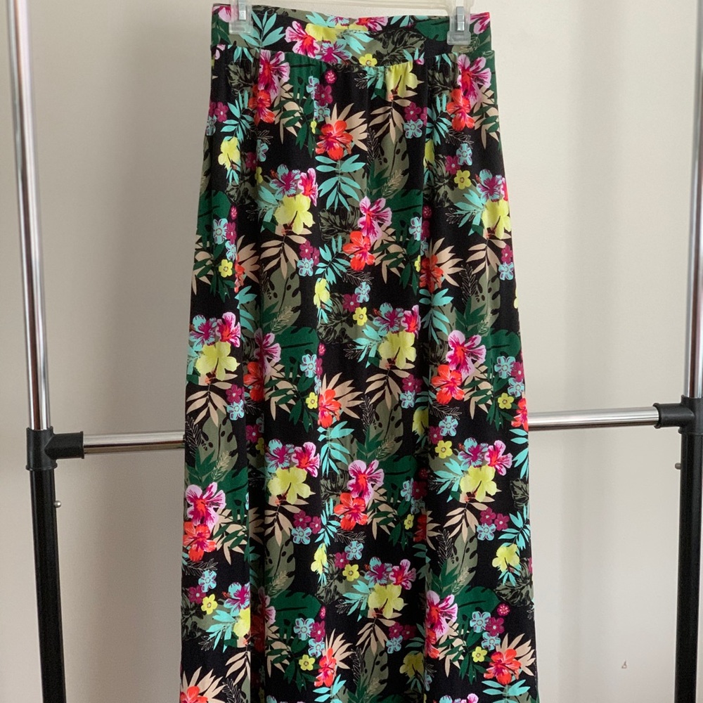 Women’s Skirt